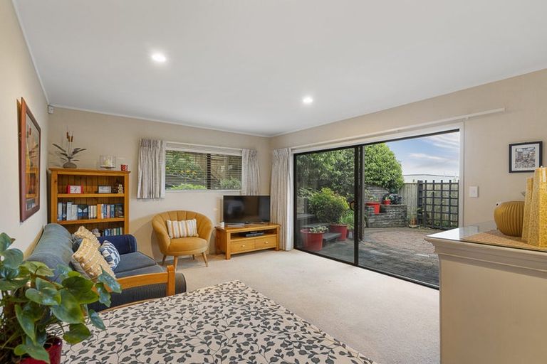 Photo of property in 2/28 Mark Edward Drive, Half Moon Bay, Auckland, 2012