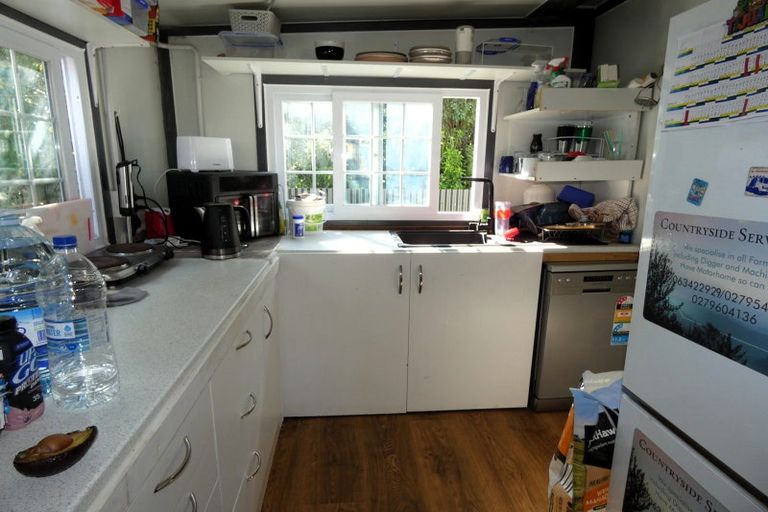 Photo of property in 9 Roebuck Street, Westport, 7825