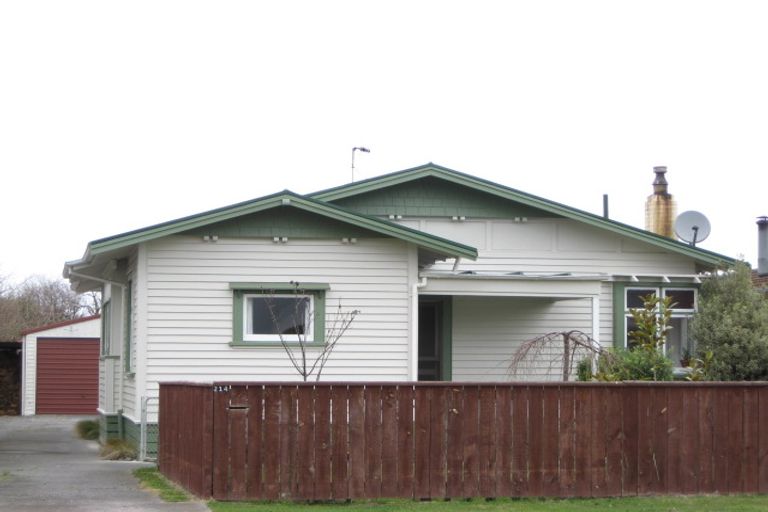 Photo of property in 214 Lascelles Street, Saint Leonards, Hastings, 4120