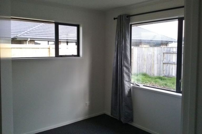 Photo of property in 187 Pacific Drive, Fitzherbert, Palmerston North, 4410