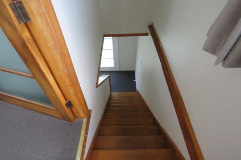 Photo of property in 34 Cook Street, Marfell, New Plymouth, 4310