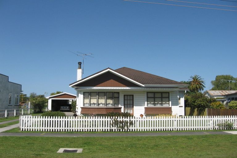 Photo of property in 35 Muir Street, Te Hapara, Gisborne, 4010