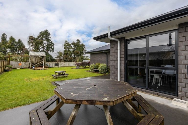 Photo of property in 503 Richmond Road, Lepperton, New Plymouth, 4373