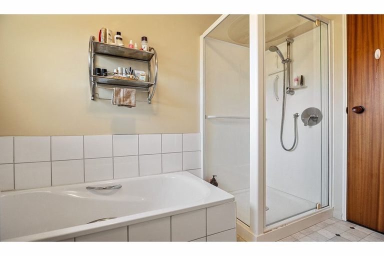 Photo of property in 32b Laing Crescent, Heathcote Valley, Christchurch, 8022