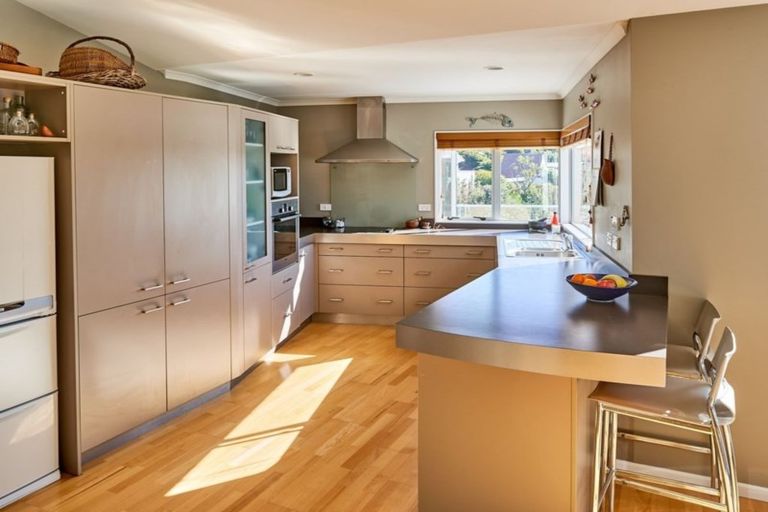 Photo of property in 18 Leeward Drive, Whitby, Porirua, 5024