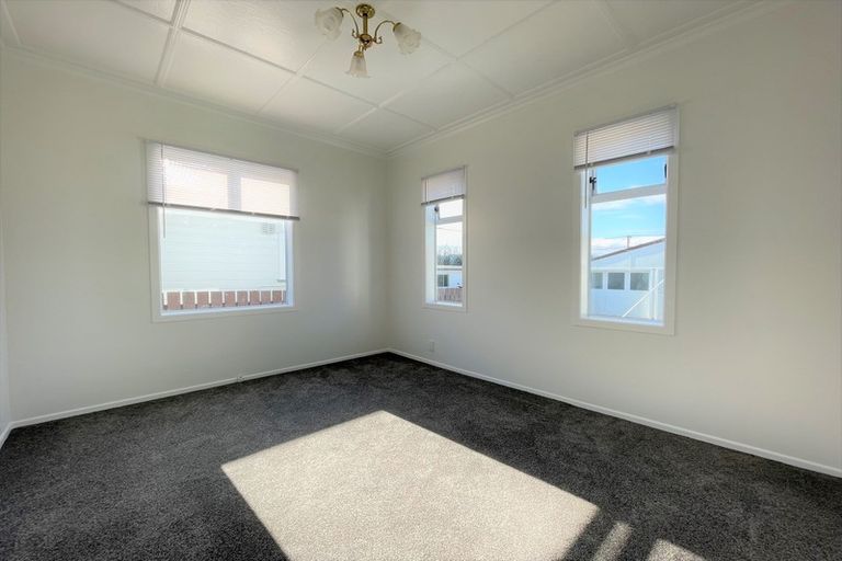 Photo of property in 61 Ross Street, Kilbirnie, Wellington, 6022