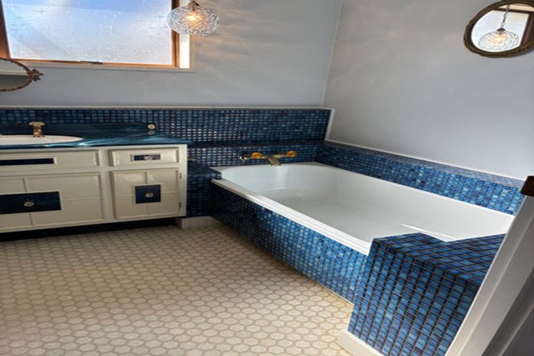 Photo of property in 10 The Spinney, Pahurehure, Papakura, 2113