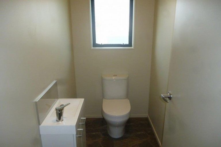 Photo of property in 379 Waihi Road, Normanby, Hawera, 4614