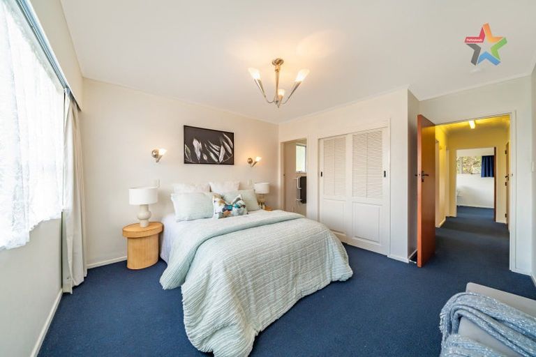 Photo of property in 111 Tirohanga Road, Tirohanga, Lower Hutt, 5010