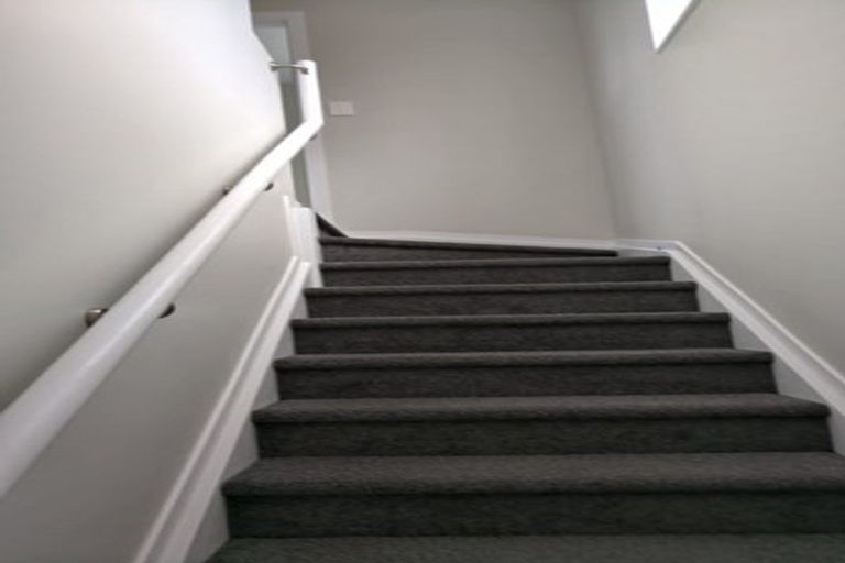 Photo of property in 3/15 Sunhill Road, Sunnyvale, Auckland, 0612