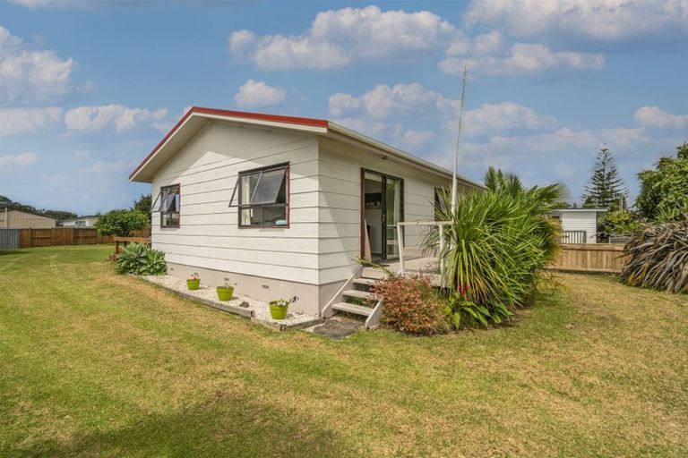 Photo of property in 322 Main Sh25 Road, Tairua, 3508