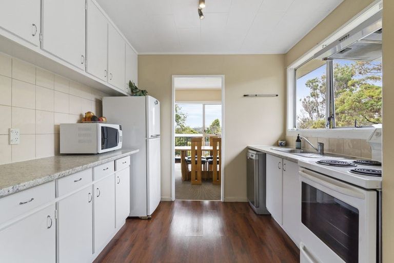 Photo of property in 3 Bonito Place, Bayview, Auckland, 0629