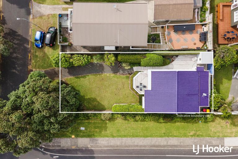Photo of property in 1 Hinemoa Road, Waihi Beach, 3611