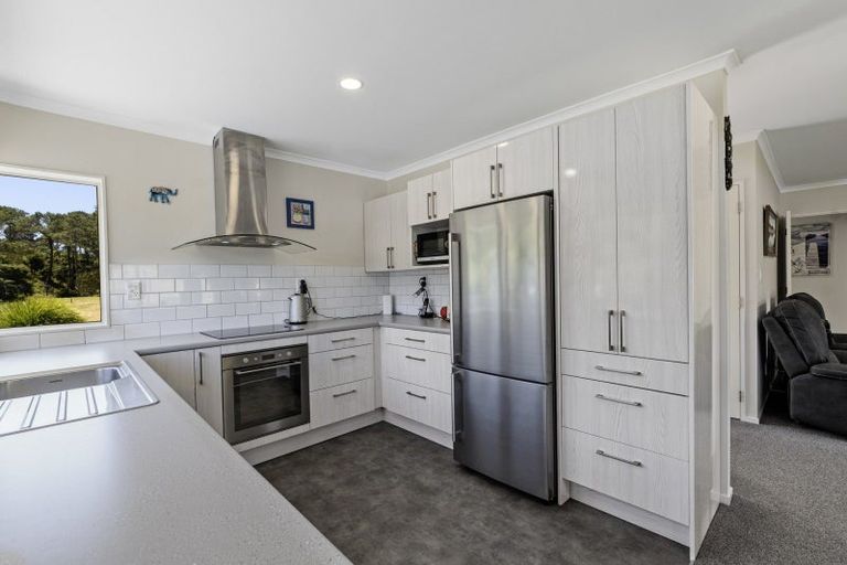 Photo of property in 100 Tebbutt Road, Lower Kaimai, Tauranga, 3171