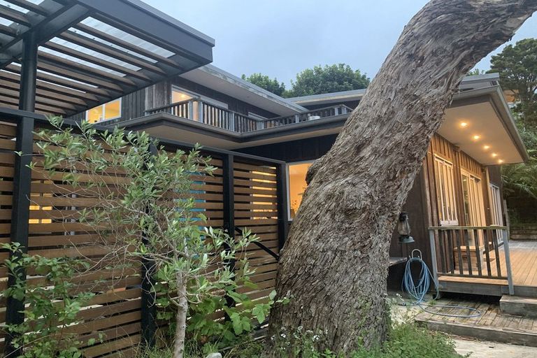 Photo of property in 2 Hoggard Street, Vogeltown, Wellington, 6021