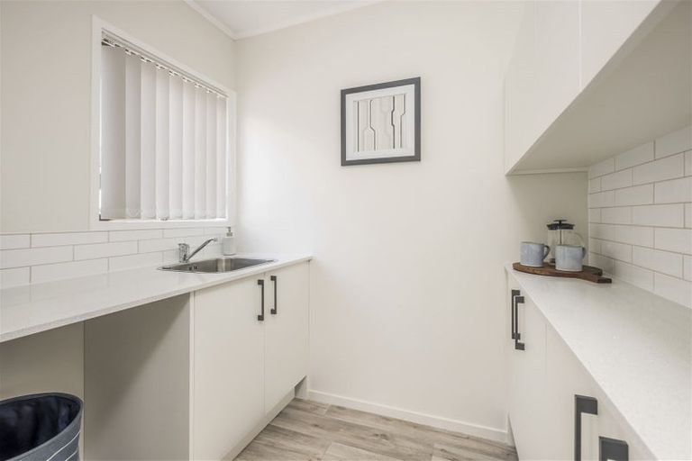 Photo of property in 45 Bellfield Road, Opaheke, Papakura, 2113