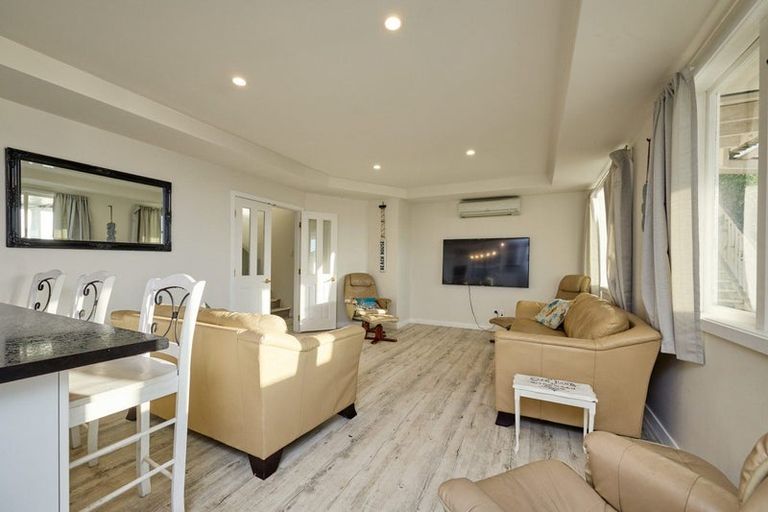 Photo of property in 73 Churchill Street, Kaikoura, 7300