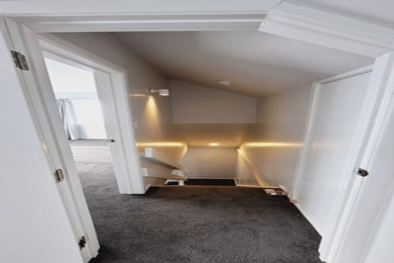 Photo of property in 1/33 Somerset Crescent, Spreydon, Christchurch, 8024