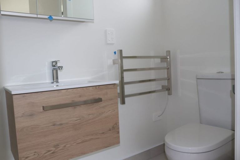 Photo of property in 30 Fenchurch Street, Redwood, Christchurch, 8051