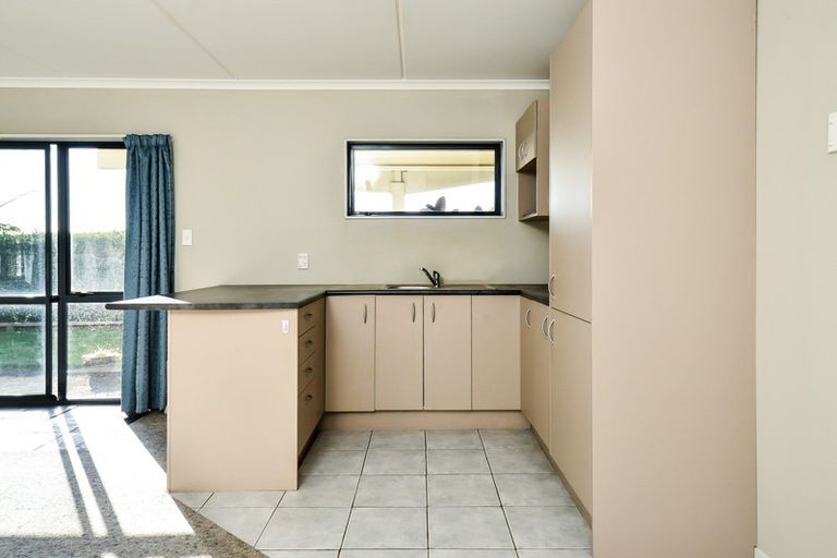 Photo of property in 4 Pampas Place, Western Heights, Hamilton, 3200