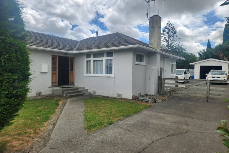 Photo of property in 11 East Street, Terrace End, Palmerston North, 4410
