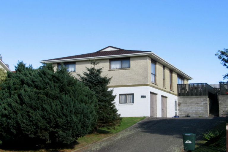 Photo of property in 14 Island View Terrace, Waikanae Beach, Waikanae, 5036