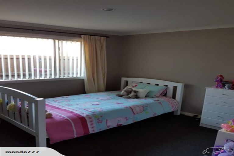 Photo of property in 15 Felicitas Grove, Aidanfield, Christchurch, 8025