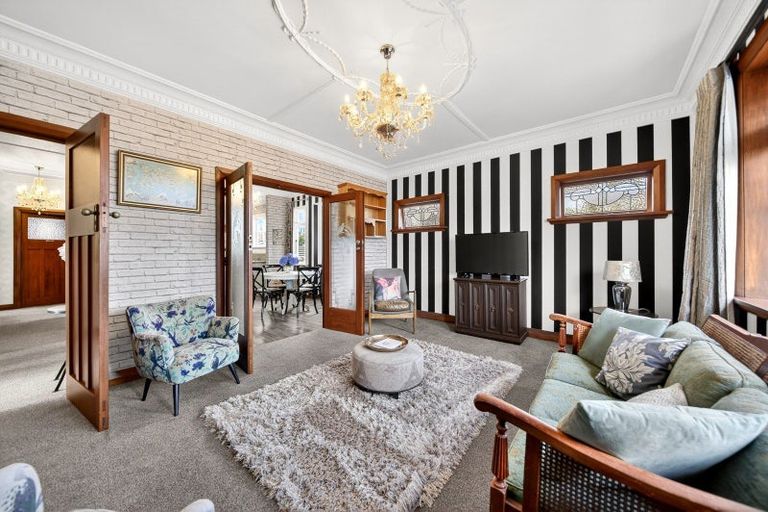 Photo of property in 106 Lincoln Road, Masterton, 5810