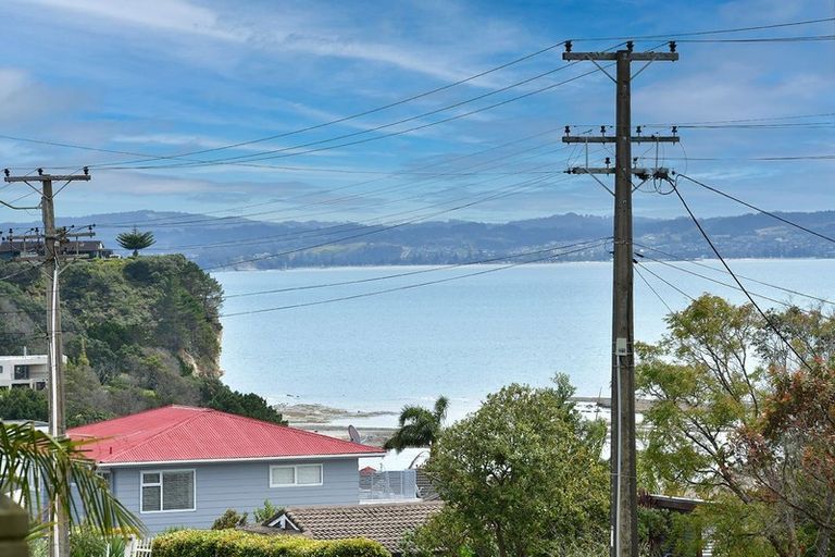 Photo of property in 1339 Whangaparaoa Road, Army Bay, Whangaparaoa, 0930