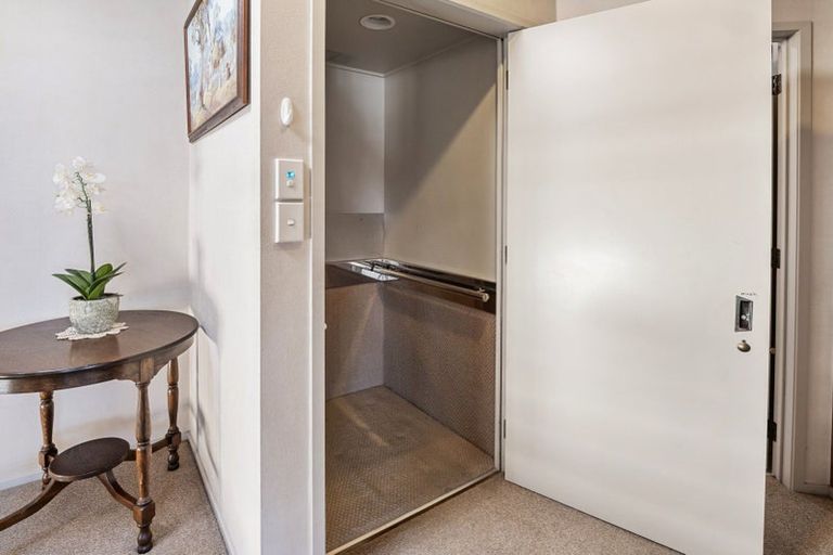 Photo of property in 8b Pacific Avenue, Mount Maunganui, 3116