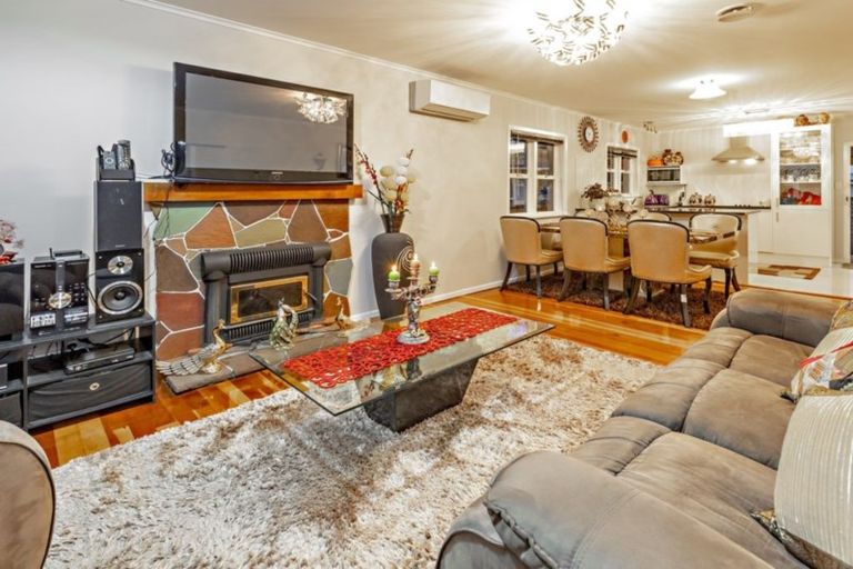 Photo of property in 142 Russell Road, Manurewa, Auckland, 2102