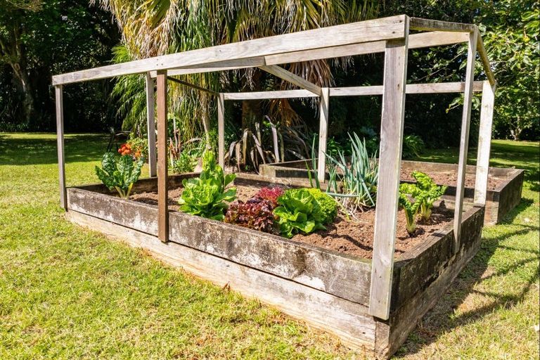 Photo of property in 915 State Highway 14, Maungatapere, Whangarei, 0179