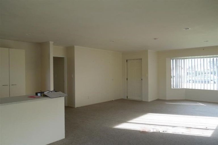Photo of property in 68 Dominion Road, Papakura, 2110