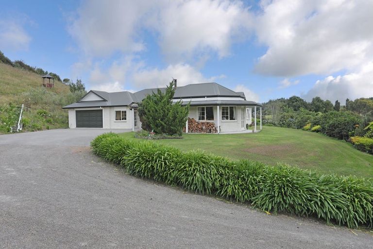 Photo of property in 67 Sandon Road, Feilding, 4702