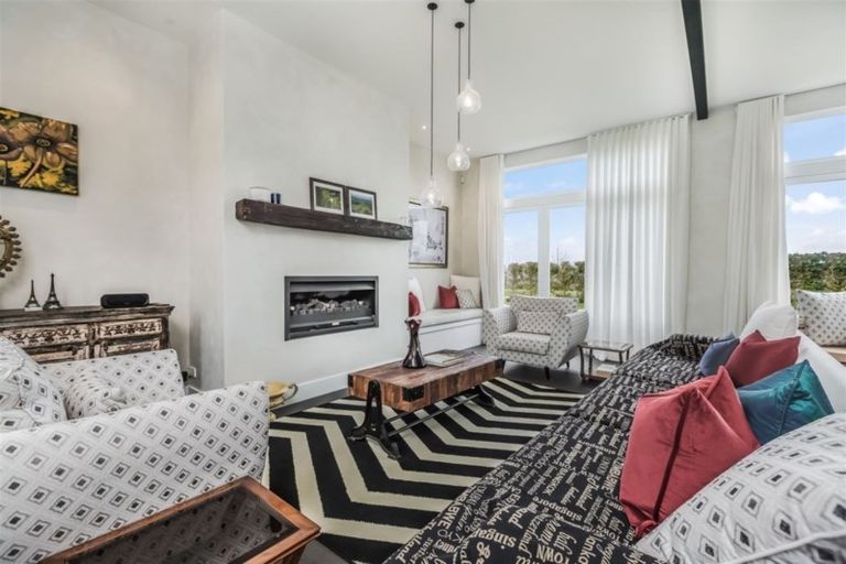 Photo of property in 49 Whatapaka Road, Karaka, Papakura, 2580