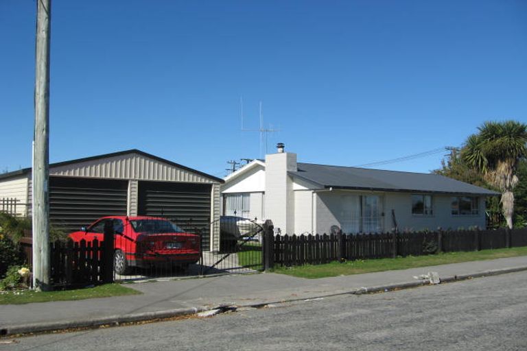 Photo of property in 2 Wallingford Road, Temuka, 7920