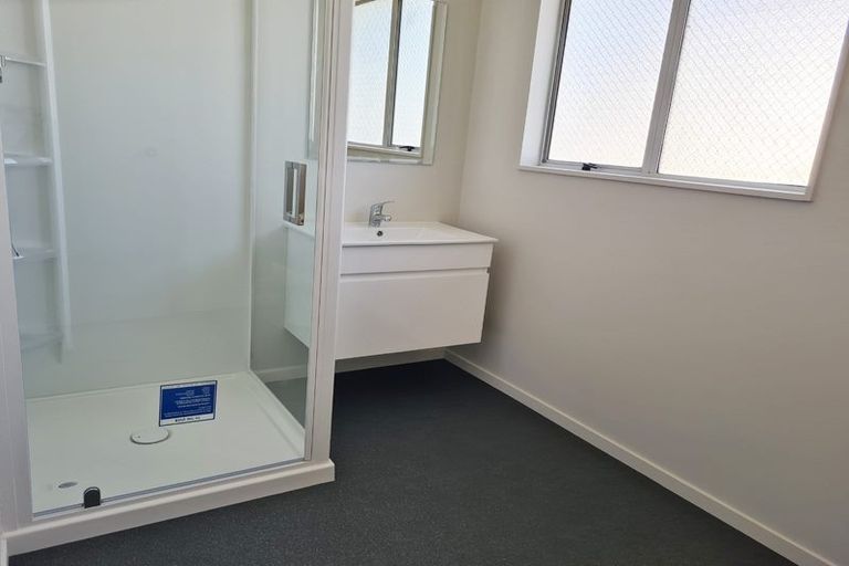 Photo of property in 27 Moore Crescent, Carterton, 5713