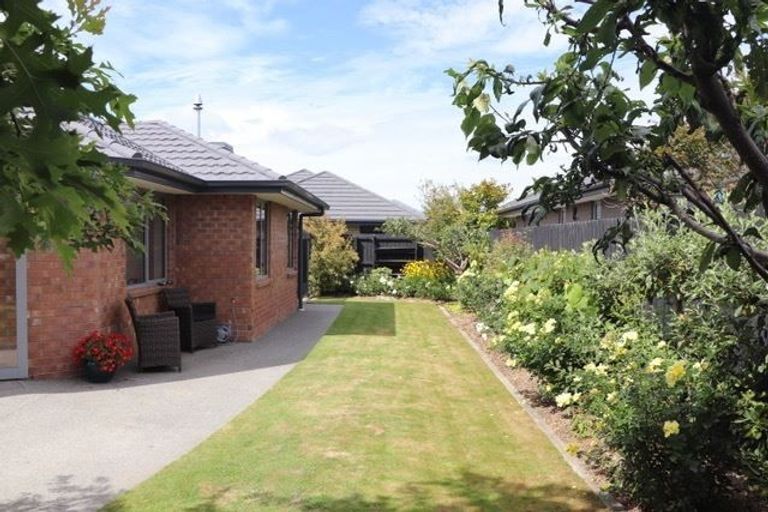 Photo of property in 7 Raranga Street, Marshland, Christchurch, 8083