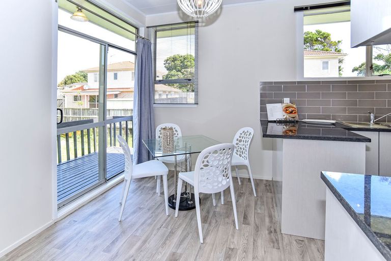 Photo of property in 64 Henwood Road, Mangere East, Auckland, 2024