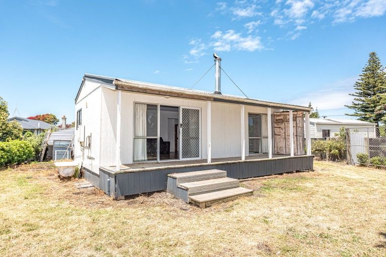 Photo of property in 44a Seafront Road, Castlecliff, Whanganui, 4501