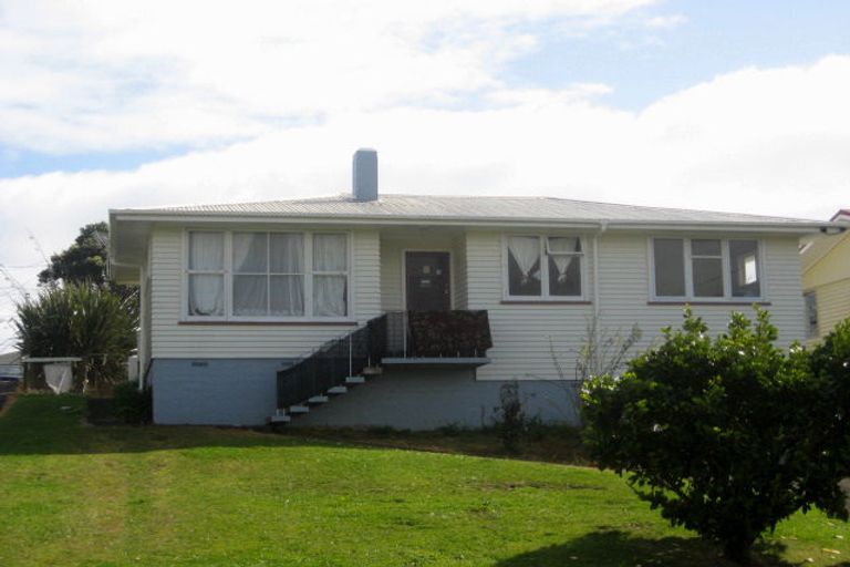 Photo of property in 8 Marama Crescent, Spotswood, New Plymouth, 4310