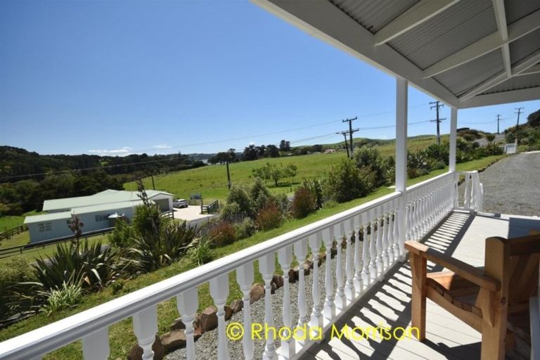 Photo of property in 2 Emay Crescent, Pahi, Paparoa, 0571