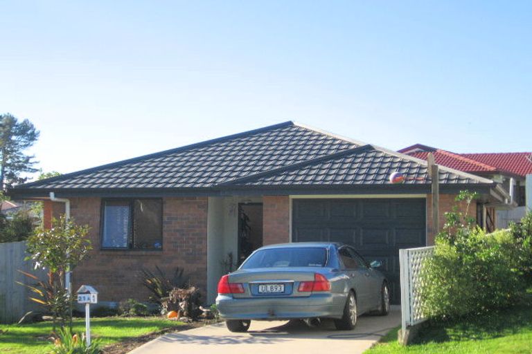 Photo of property in 21a Chelmsley Avenue, Henderson, Auckland, 0612