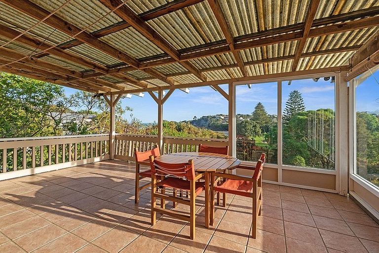 Photo of property in 7a Waiake Street, Torbay, Auckland, 0630