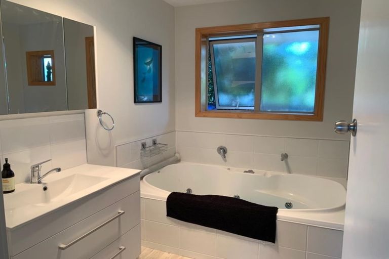 Photo of property in 32 Kellys Road, Mairehau, Christchurch, 8052