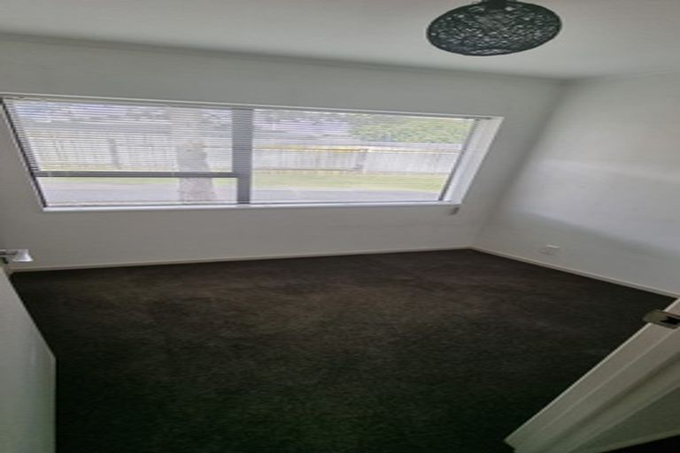 Photo of property in 2/3 Skilling Place, Farm Cove, Auckland, 2012