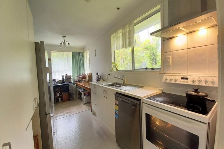 Photo of property in 405 Bucklands Beach Road, Bucklands Beach, Auckland, 2012