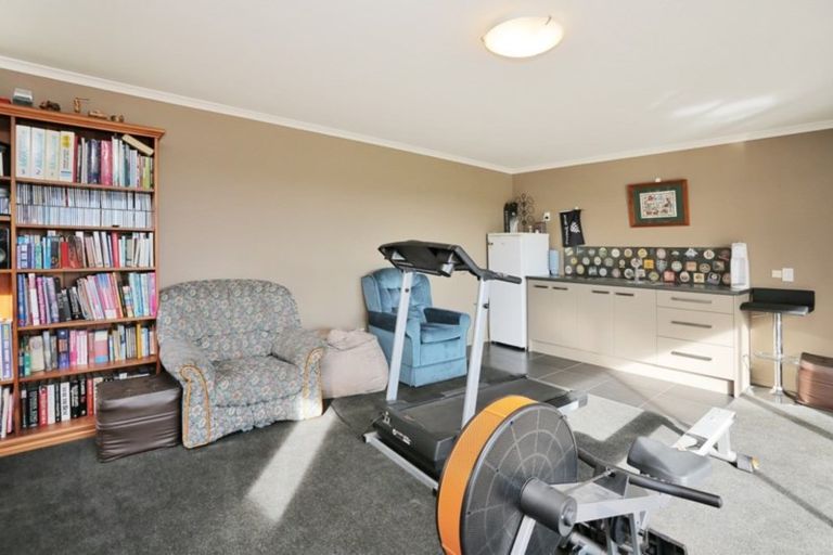 Photo of property in 47 Oteramika Road, Rockdale, Invercargill, 9812