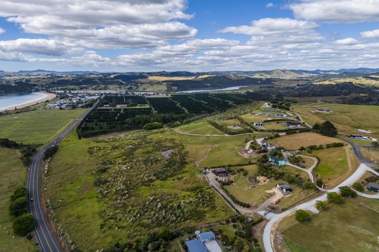 Photo of property in 36 Taipa View Road, Taipa, 0483