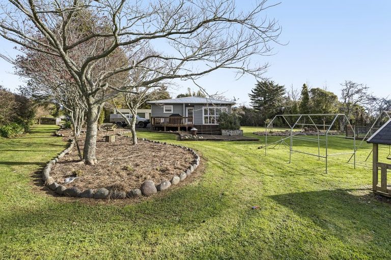 Photo of property in 1870 Egmont Road, Kaimiro, Inglewood, 4386
